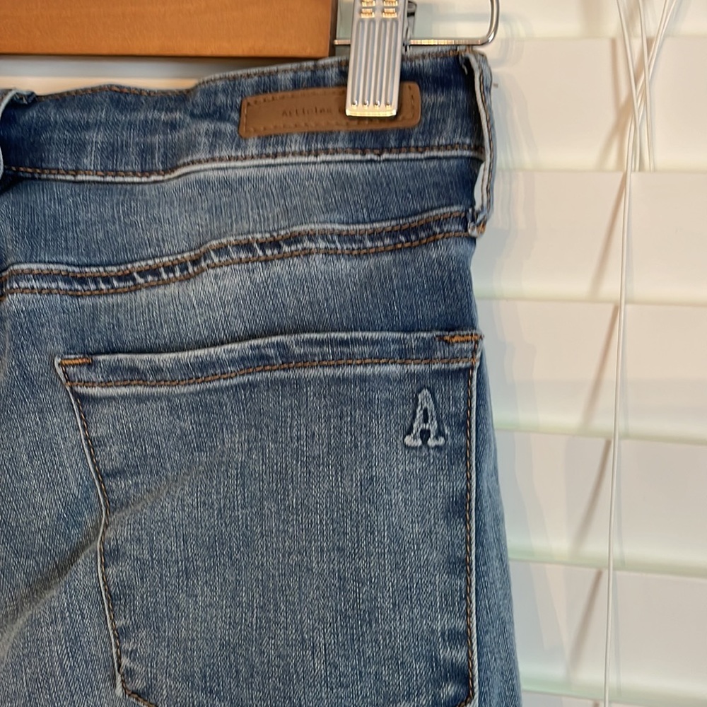 Jeans - Picture 4 of 4